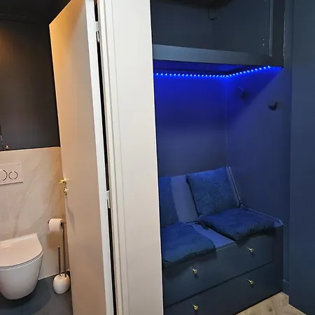 Stylish 2 Bedrooms